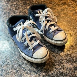 Kids Converse high tops with thick tongue